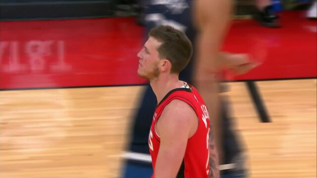 NBA常规赛：森林狼vs火箭第3节英文原声回放