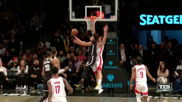 无视对手长臂干扰 布里奇斯急停中距离手起刀落