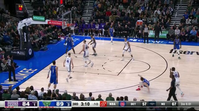 让球轮转起来机会就来了 康诺顿突施冷箭打成3+1