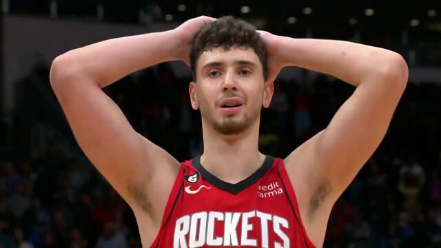 戏剧化的一幕在此刻上演 福克斯三次罚球绝杀火箭