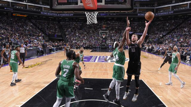 萨博尼斯vs凯尔特人集锦 全场砍下16+13+12三双全面发挥难救主