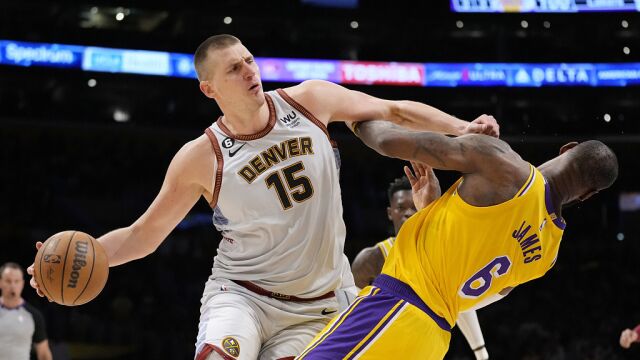 掘金113-111湖人 约基奇再轰三双昂首晋级总决赛詹姆斯倾尽所有