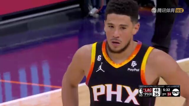 小卡继续发威飚中三分 布克空篮上过桥主场镜头语言整活