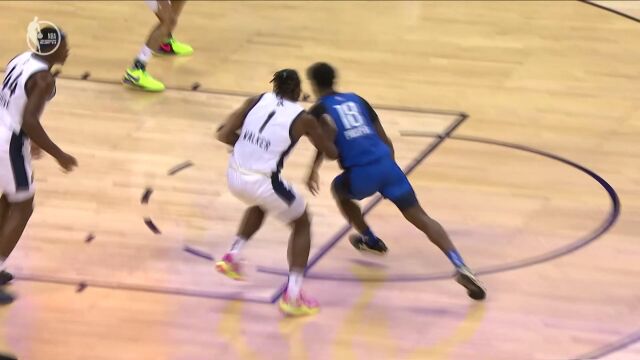 直接地板油起步 普罗斯珀一步过掉防守直冲篮下