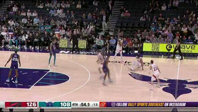 NBA常规赛：猛龙vs黄蜂第4节中文解说回放