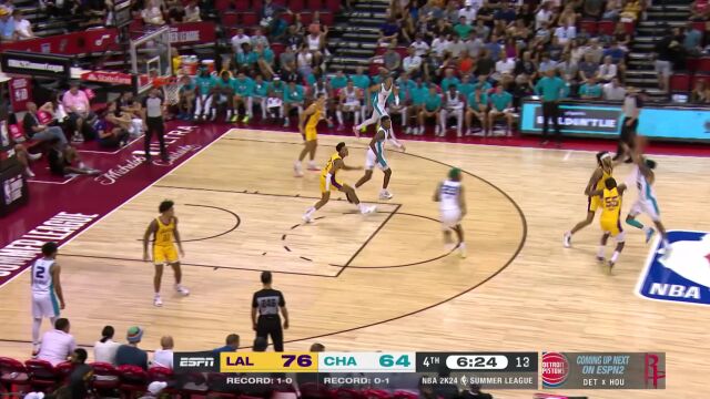 麦克格温斯直突内线 一步过人双手暴扣