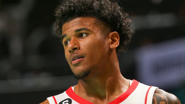 火箭112-109黄蜂 格林和小波特合砍52分 申京拿下21篮板