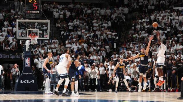 爱德华兹vs掘金集锦 全场34分致胜三分一锤定音