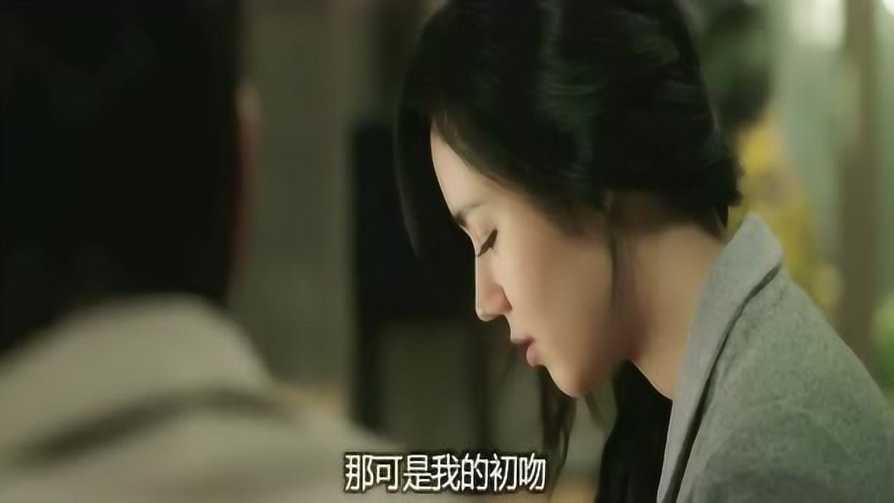 韩国r级伦理电影，女人十年后离婚找初恋，对方却要结婚了！