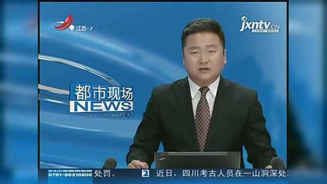 济广高速寻乌段:交警例行检查 意外查获网逃人员