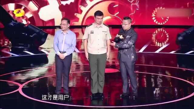 消防官兵体验官上线,易小刚成迷弟套近乎:你好帅哦