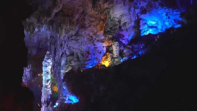 新春游亚洲第一溶洞建水燕子洞 看溶洞奇观、徒手攀岩、品燕窝