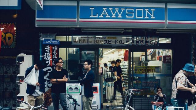 日本便利店现状:外籍员工比例超3成!有些店一个日本店员都没有