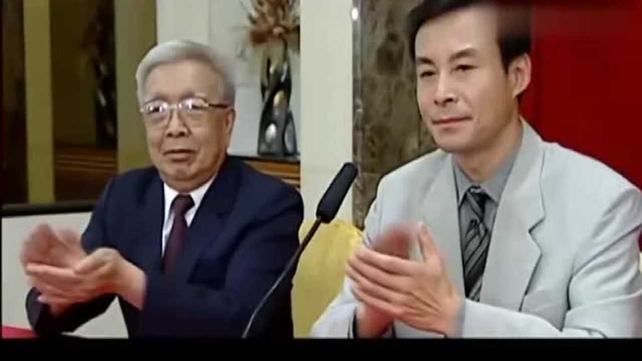 罪域郑毅然上任市委书记兆辉煌却也出面得到省委书记支持