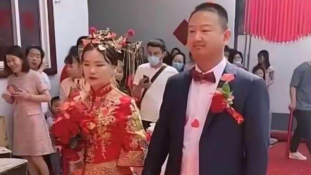 giao哥结婚啦,满脸幸福迎娶美貌娇妻,独特风格引众多明星纷纷模仿