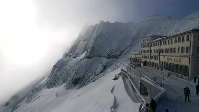 阿尔卑斯山脉 瑞士境内 皮拉图斯雪山 雪山顶端3