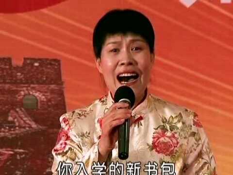 靳雅佳老师演唱的歌曲《母亲》