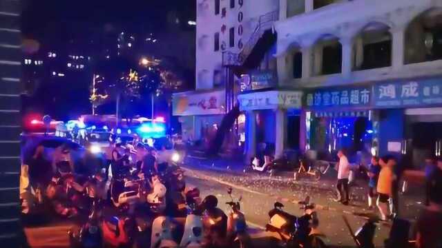 海口一大厦空调爆炸致1死10受!爆炸瞬间周边建筑剧烈晃动!