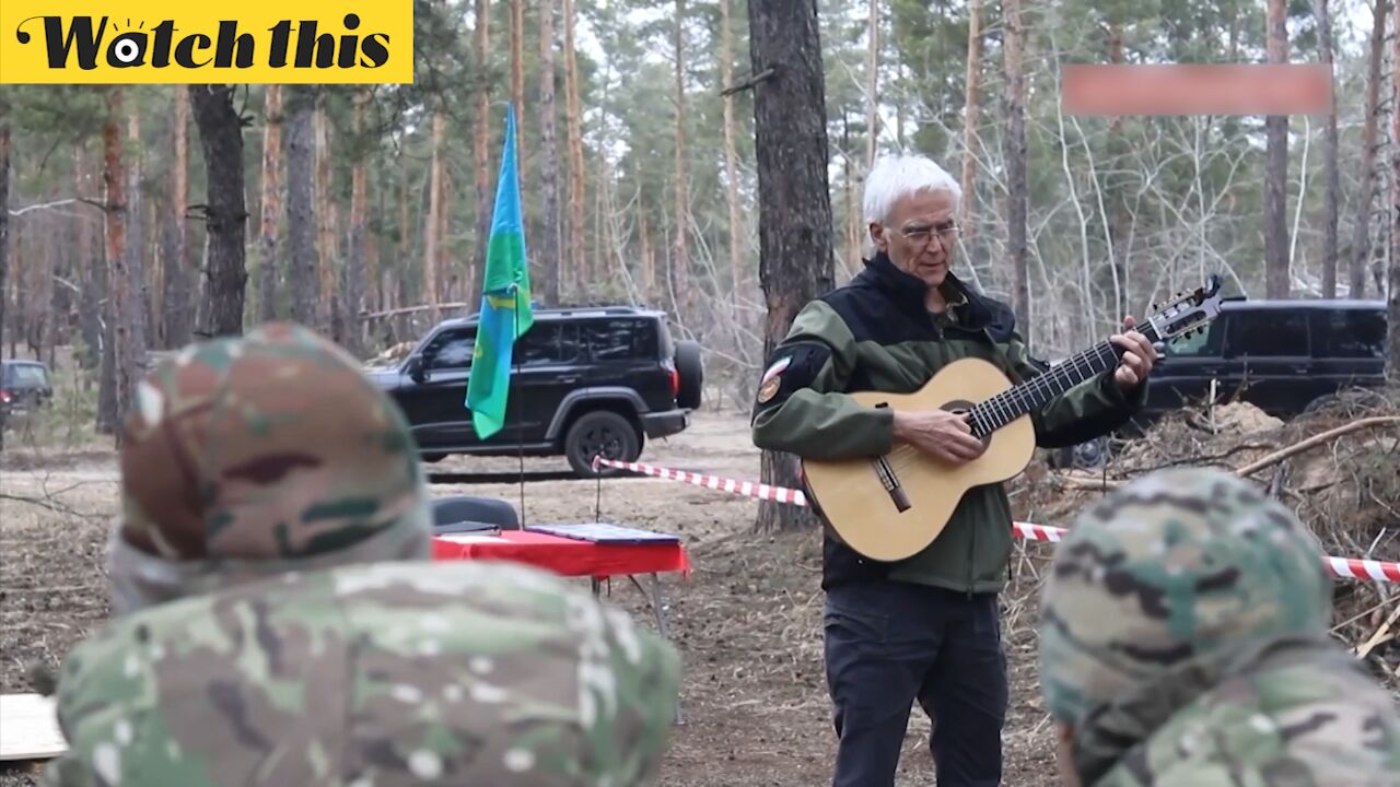 俄罗斯著名音乐家亲赴前线 为俄空降兵部队慰问演出