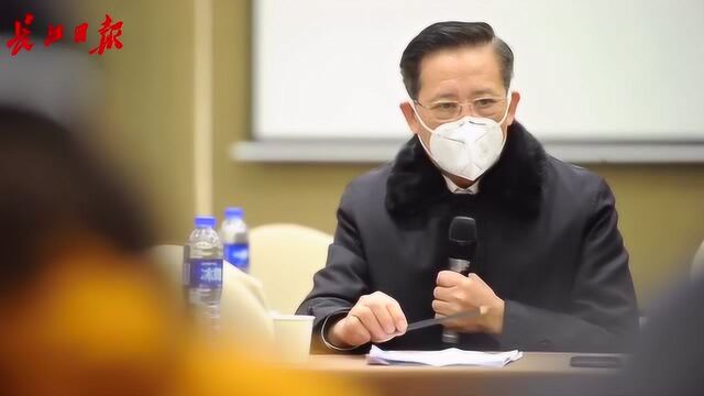 原北京小汤山医院院长张雁灵:医护人员6小时轮换,都带尿不湿