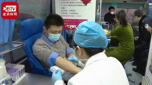 山东德州临床用血告急 102名民警撸袖献血35300毫升