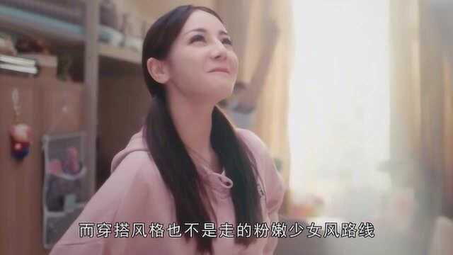 迪丽热巴重温大学寝室生活,看到真实宿舍照片后,这不是非主流?