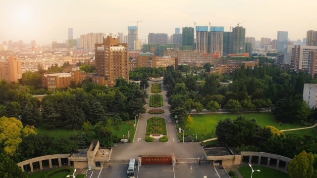 中国科学技术大学,合肥为了科大倾其所有,科大也成就了现在合肥的腾飞