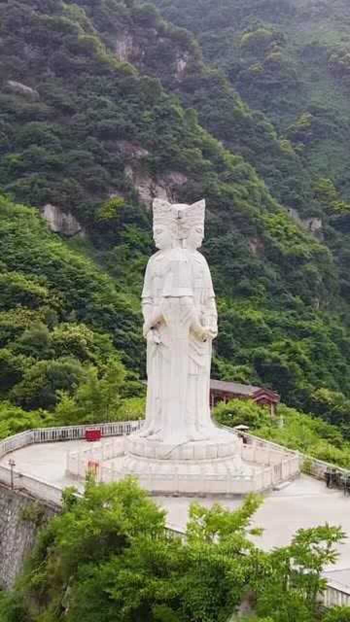 秦岭终南山观音禅院三面佛,谁知道这个在哪里?