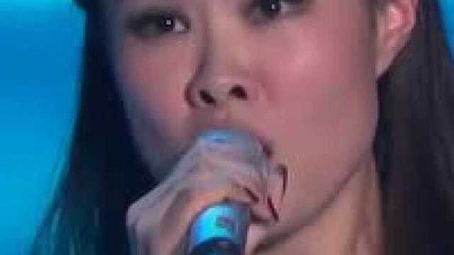 歌曲《灯塔》演唱:王珊