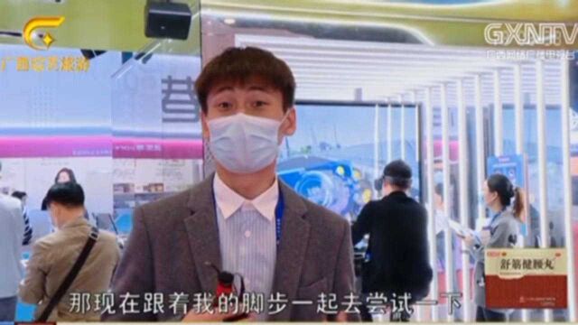 香港馆双“馆”旗下惊艳亮相 VR体验横跨港珠澳大时代