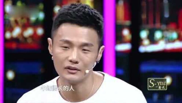 李荣浩爆料母亲趣事,在外不管外人多少,听歌必放最大音