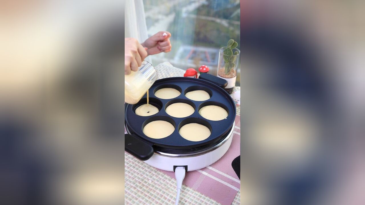 自己在家做网红车轮饼,馅料超厚实,味道一点不输店里卖的!