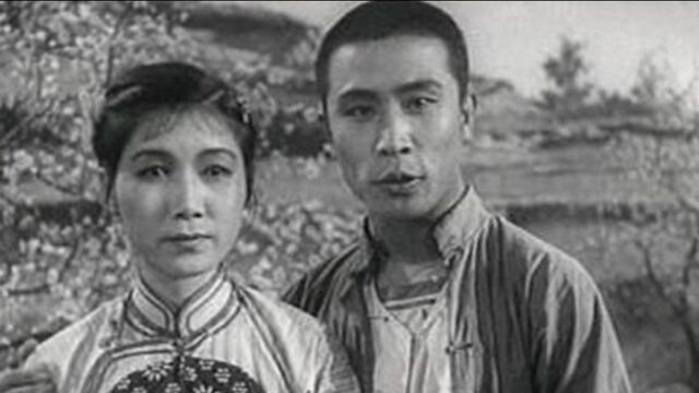 1950年,新凤霞出演刘巧儿被家喻户晓,也因此对另一半有了个要求