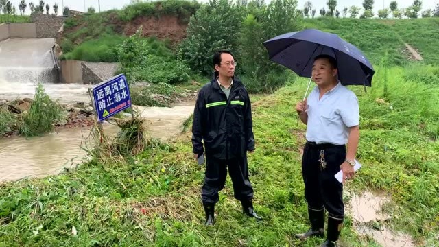 河北邯郸市复兴区康庄乡蔺家河水库昨起自然泄洪