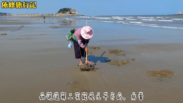 中秋节假期到福州长乐海边看海景,遇见好多人挖海产品