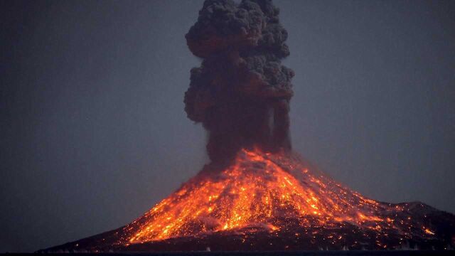 镜头捕捉到的5个火山喷发的史诗级瞬间!自然界最猛烈的天灾!