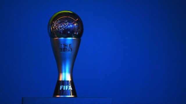 FIFA宣布世界足球先生候选名单,C罗、梅西、莱万在列