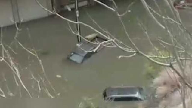 四川关州水电站透水事故冲毁国道四川关州水电站透水事故冲毁国道