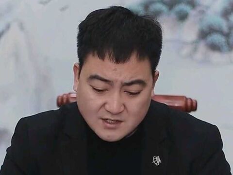 部门经理拖欠农民工工资,农民工直接去找老板告状,老板的做法感人