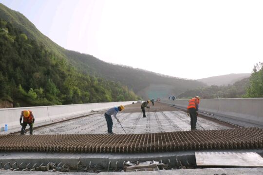 中铁十六局集团天庄高速项目大干视频