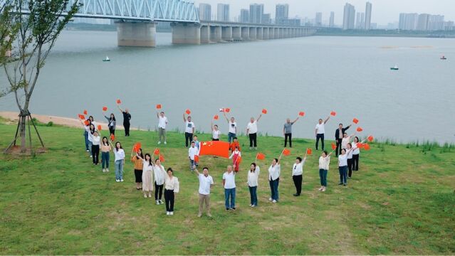 交投置业恒锦地产公司“迎中秋,庆国庆”活动