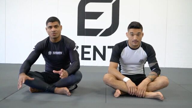 Heavy Knee Slice When Under Hook Presents Itself by JT Torres