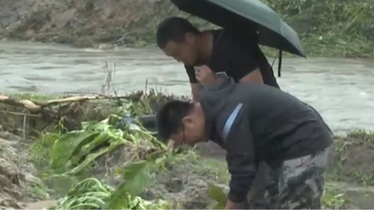 福建建宁大暴雨致局地农田被淹,道路通行受阻