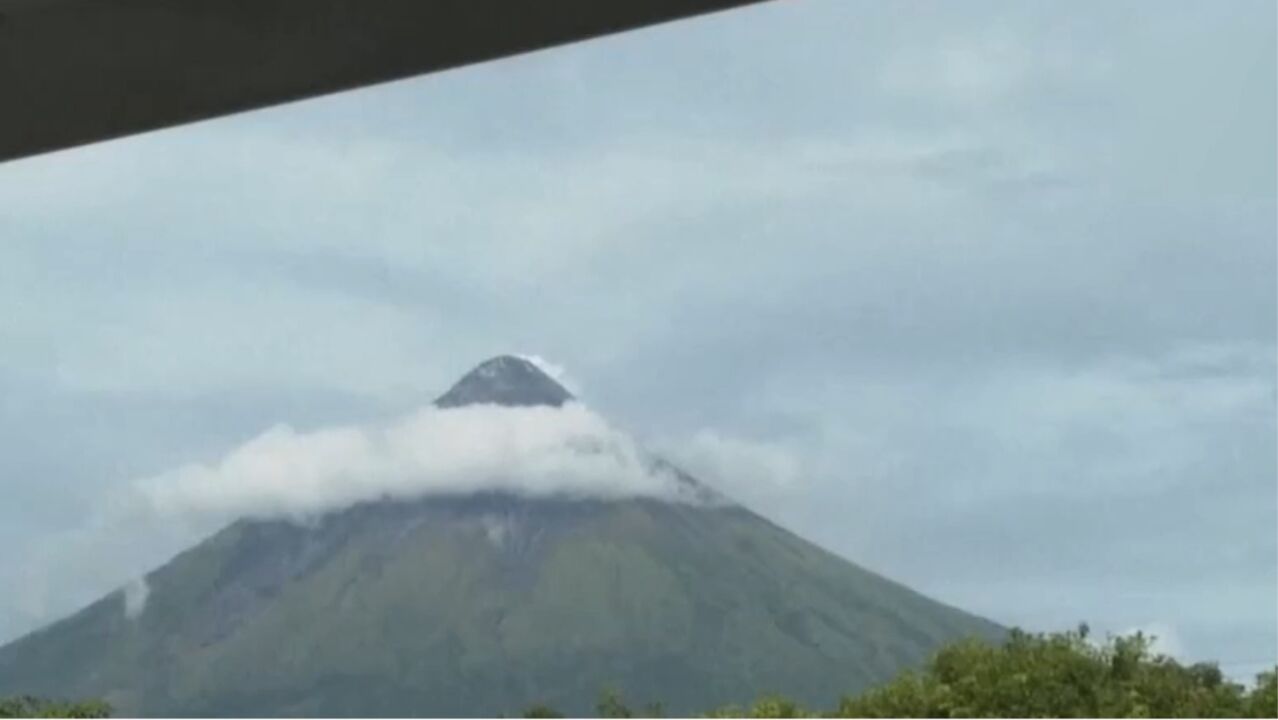 菲律宾:马荣火山活动持续,超2万人撤离