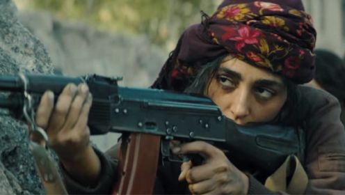 《太阳之女》精彩片段，库尔德女子兵团进攻极端分子解救人质!