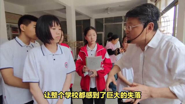 网红流浪狗“黄主任”去世了,它曾陪伴16届海安学子