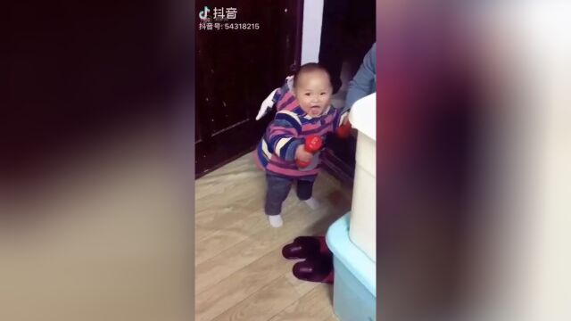 练武术的小女孩视频 640
