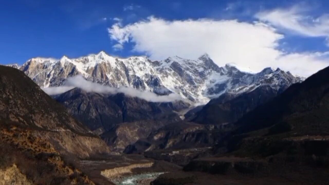 大自然的美丽风景,南迦巴瓦日照金山