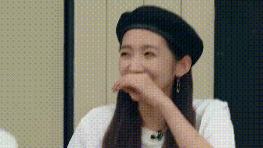 说到夺冠 对你们来说有什么意义 火箭少女:把它当作一个能跟爱我们的