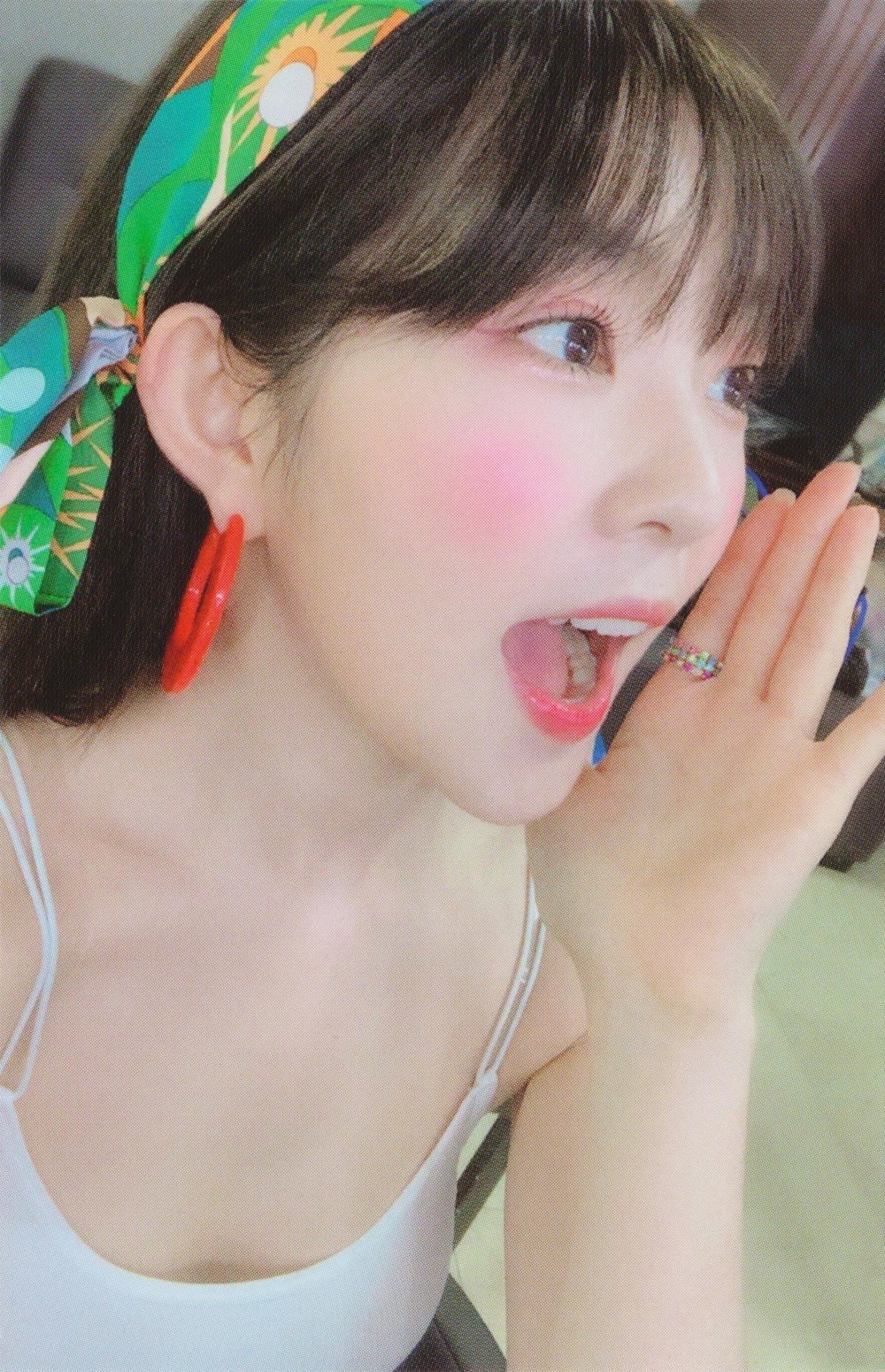 p3 小卡卖了580美元 裴珠泫              查看完整